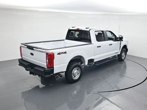 New 2026 Ford F250 XL w/ F-250 >10K GVWR Package AWD/4WD image 38