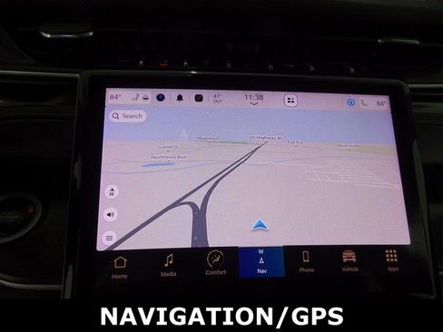 Certified 2023 Jeep Grand Cherokee 4WD 4xe w/ Luxury Tech Group II image 15