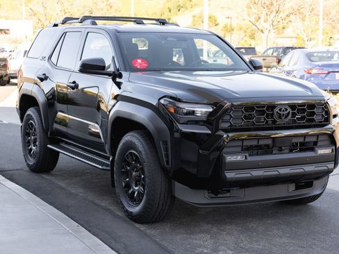 New 2026 Toyota 4Runner TRD Off-Road Premium AWD/4WD image 3