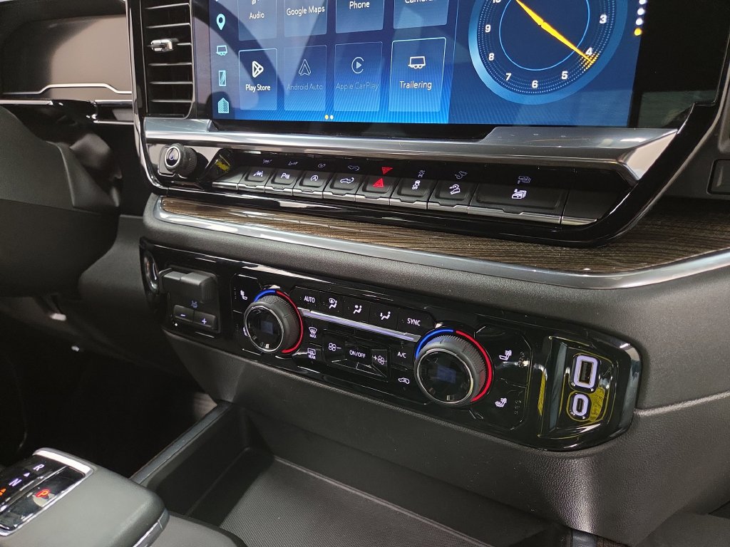 Certified 2025 Chevrolet Silverado 1500 LT Trail Boss w/ Convenience Package II AWD/4WD image 17