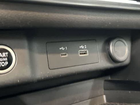 Used 2023 Nissan Rogue SL w/ SL Premium Package image 26