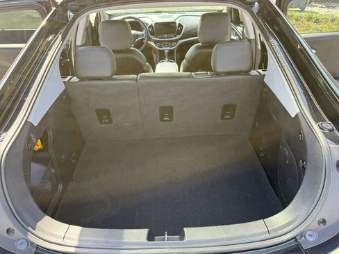 Used 2018 Chevrolet Volt LT w/ Comfort Package image 17