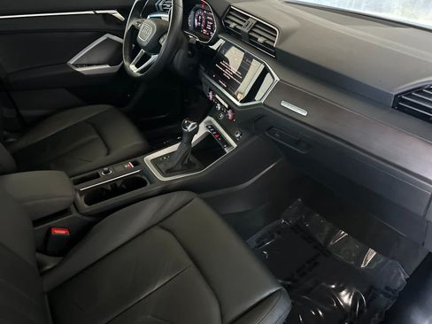 Used 2023 Audi Q3 2.0T Premium w/ Convenience Package AWD/4WD image 16