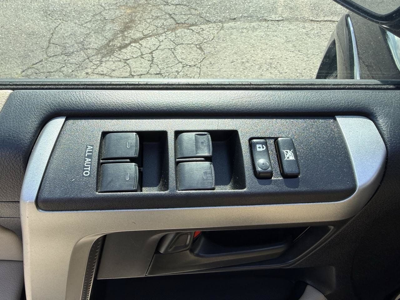 Used 2011 Toyota 4Runner SR5 RWD image 15