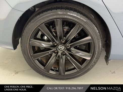 Used 2021 MAZDA MAZDA6 Carbon Edition FWD image 11