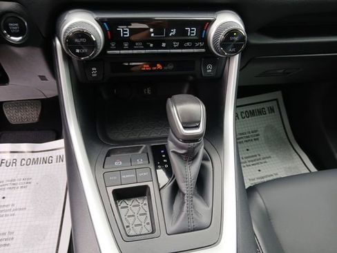 Used 2024 Toyota RAV4 XLE Premium image 21