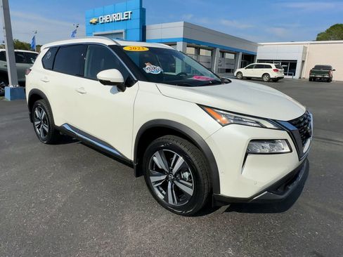 Used 2023 Nissan Rogue SL w/ SL Premium Package AWD/4WD image 2