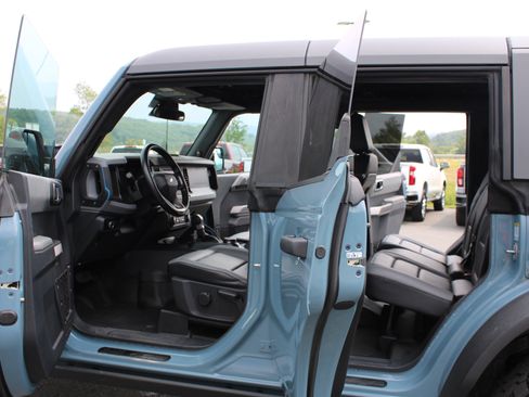 Used 2023 Ford Bronco Black Diamond w/ Sasquatch Package AWD/4WD image 15