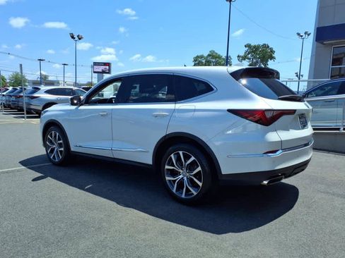 Certified 2023 Acura MDX SH-AWD w/ Technology Package image 4
