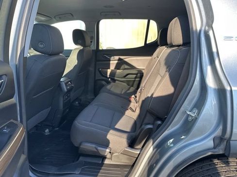 Used 2023 GMC Acadia SLE w/ Driver Convenience Package AWD/4WD image 17