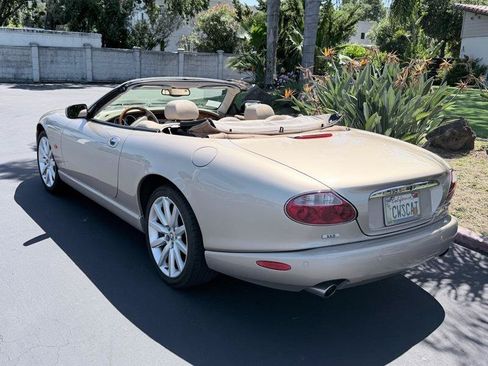 Used 2006 Jaguar XK8 Convertible RWD image 3