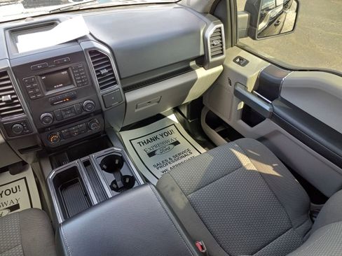 Used 2017 Ford F150 XLT image 16