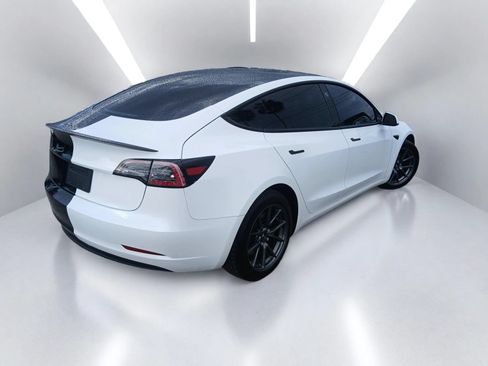 Used 2023 Tesla Model 3 Standard Range RWD image 4