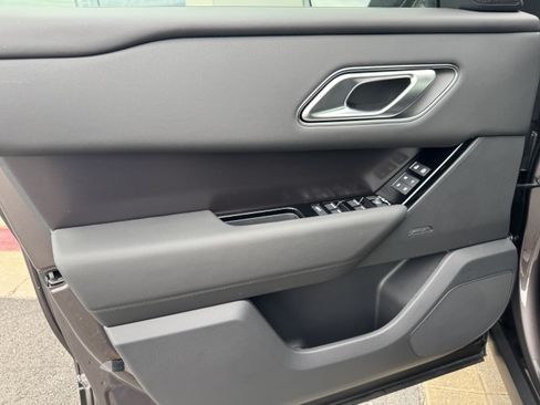 New 2026 Land Rover Range Rover Velar Dynamic SE AWD/4WD image 10