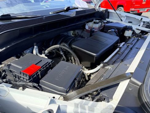 Used 2019 Chevrolet Silverado 1500 LT AWD/4WD image 40