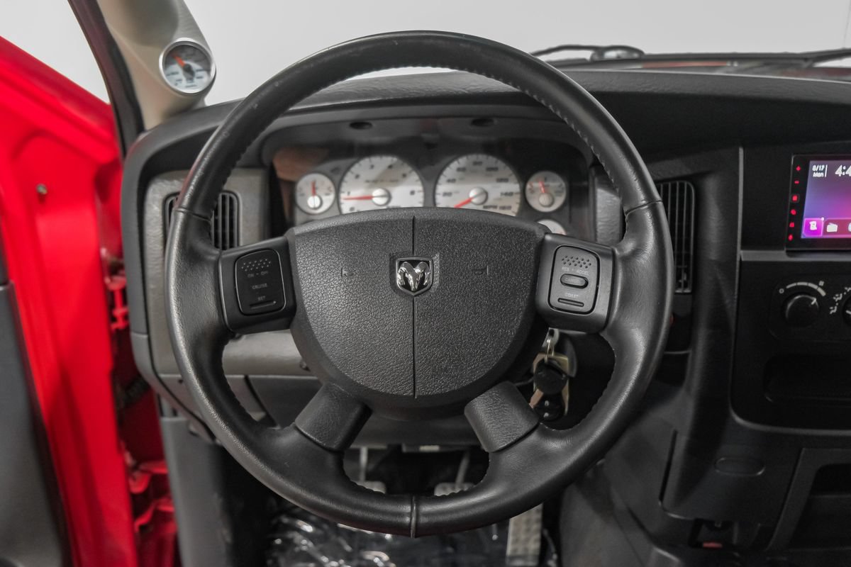 Used 2004 Dodge Ram 1500 Truck 2WD Regular Cab image 14