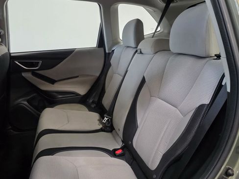 Used 2021 Subaru Forester AWD/4WD image 14