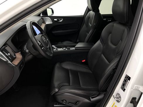 Used 2023 Volvo XC60 B6 Ultimate AWD/4WD image 11