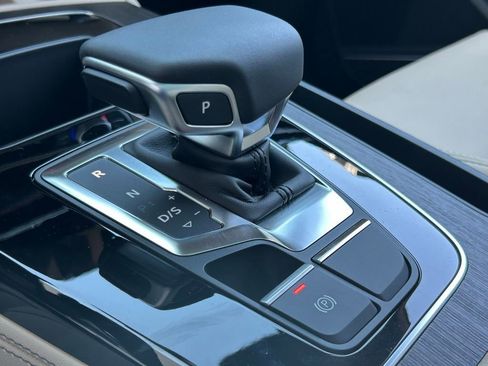 Used 2025 Audi Q5 2.0T Premium Plus w/ Premium Plus Package image 34