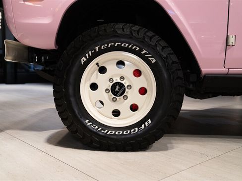 Used 2023 Ford Bronco 2-Door AWD/4WD image 33