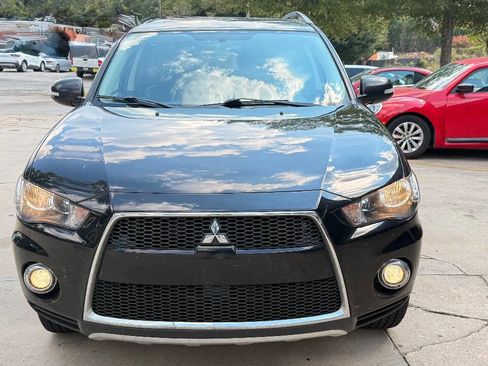 Used 2013 Mitsubishi Outlander SE image 11