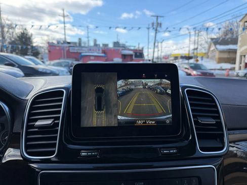 Used 2017 Mercedes-Benz GLS 450 4MATIC image 34