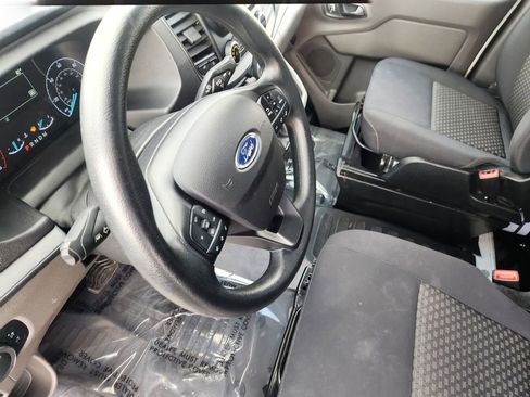 Used 2024 Ford Transit 250 Low Roof w/ Exterior Upgrade Package image 26