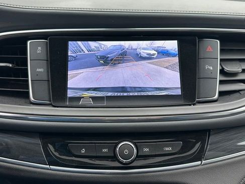 Used 2021 Buick Enclave Essence w/ Sport Touring Edition image 36