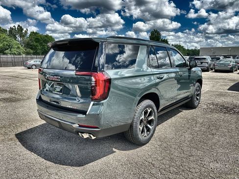 New 2026 GMC Yukon AT4 w/ AT4 Premium Plus Package AWD/4WD image 11