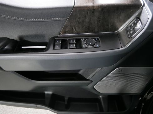 Used 2021 Ford F150 Lariat AWD/4WD image 19