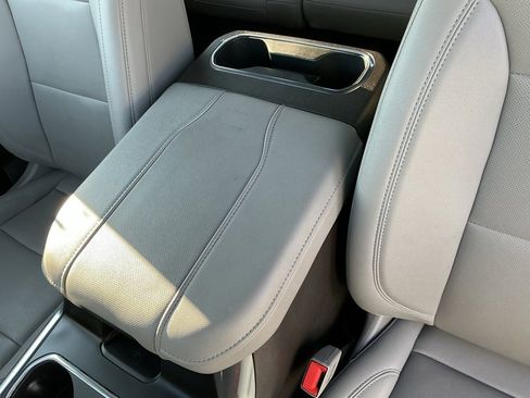 Used 2024 GMC Sierra 3500 SLT w/ SLT Convenience Package image 69