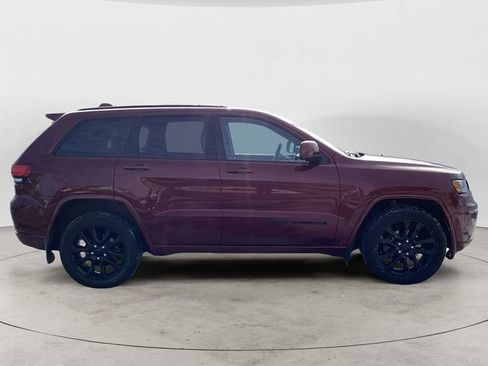 Used 2018 Jeep Grand Cherokee Altitude image 6