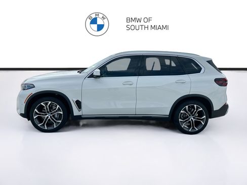 Certified 2025 BMW X5 sDrive40i w/ Parking Assistance Package RWD image 4