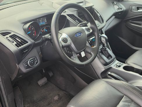 Used 2010 Ford Escape XLT FWD image 6