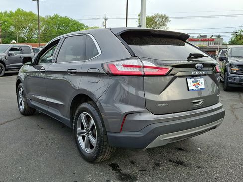 Certified 2023 Ford Edge SEL w/ Convenience Package AWD/4WD image 4