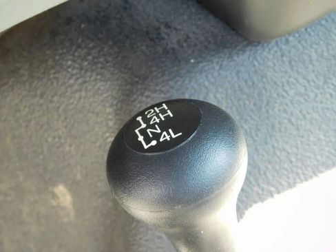 Used 2004 Ford F250 XL image 14