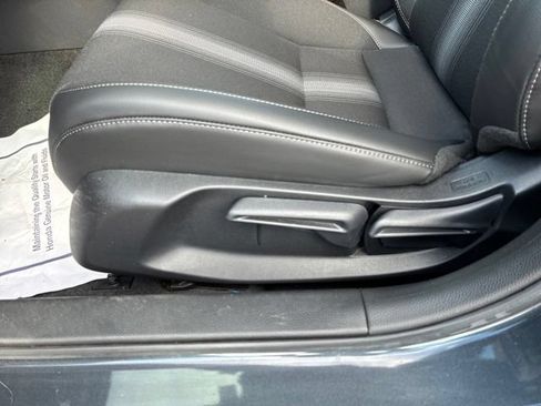 Used 2025 Honda Civic Sport image 6