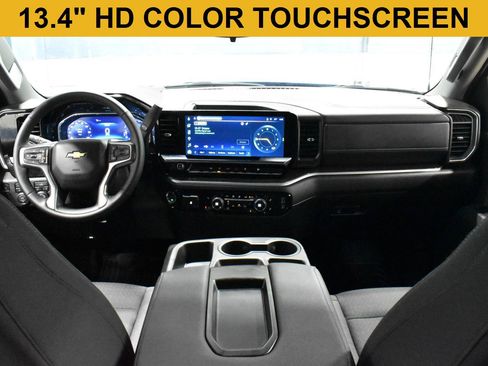 Used 2025 Chevrolet Silverado 1500 LT image 2