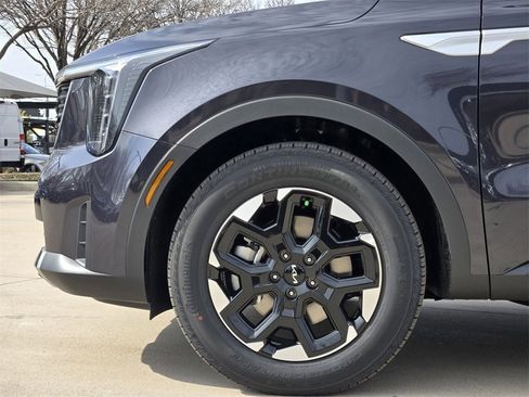 New 2026 Kia Sorento S w/ S Panoramic Sunroof Package image 5