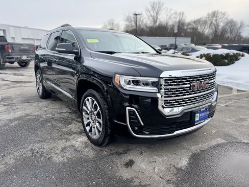 Used 2023 GMC Acadia Denali w/ Denali Ultimate Package image 9