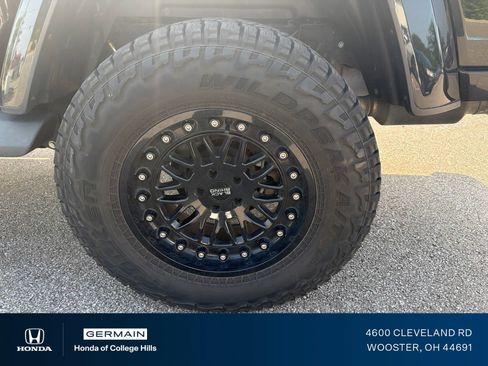 Used 2021 Jeep Gladiator Overland AWD/4WD image 10