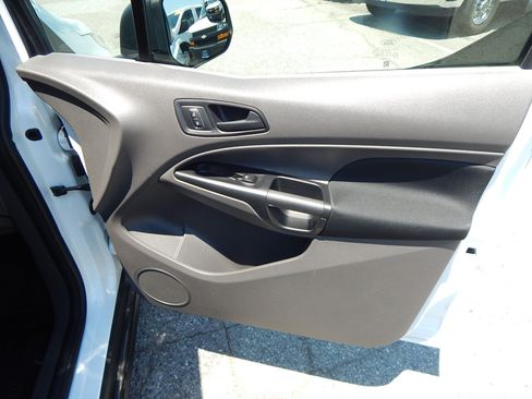 Used 2020 Ford Transit Connect XL FWD image 21