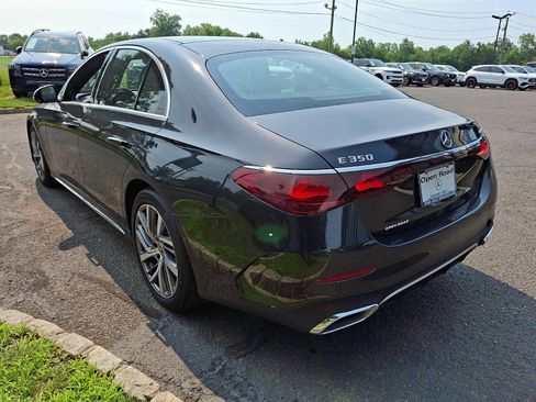 Used 2026 Mercedes-Benz E 350 4MATIC Sedan image 4