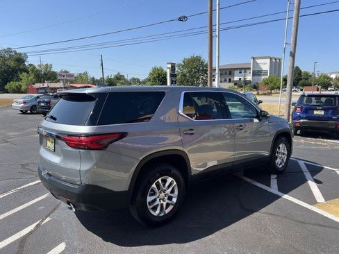 Used 2023 Chevrolet Traverse LS w/ Safety Package FWD image 4