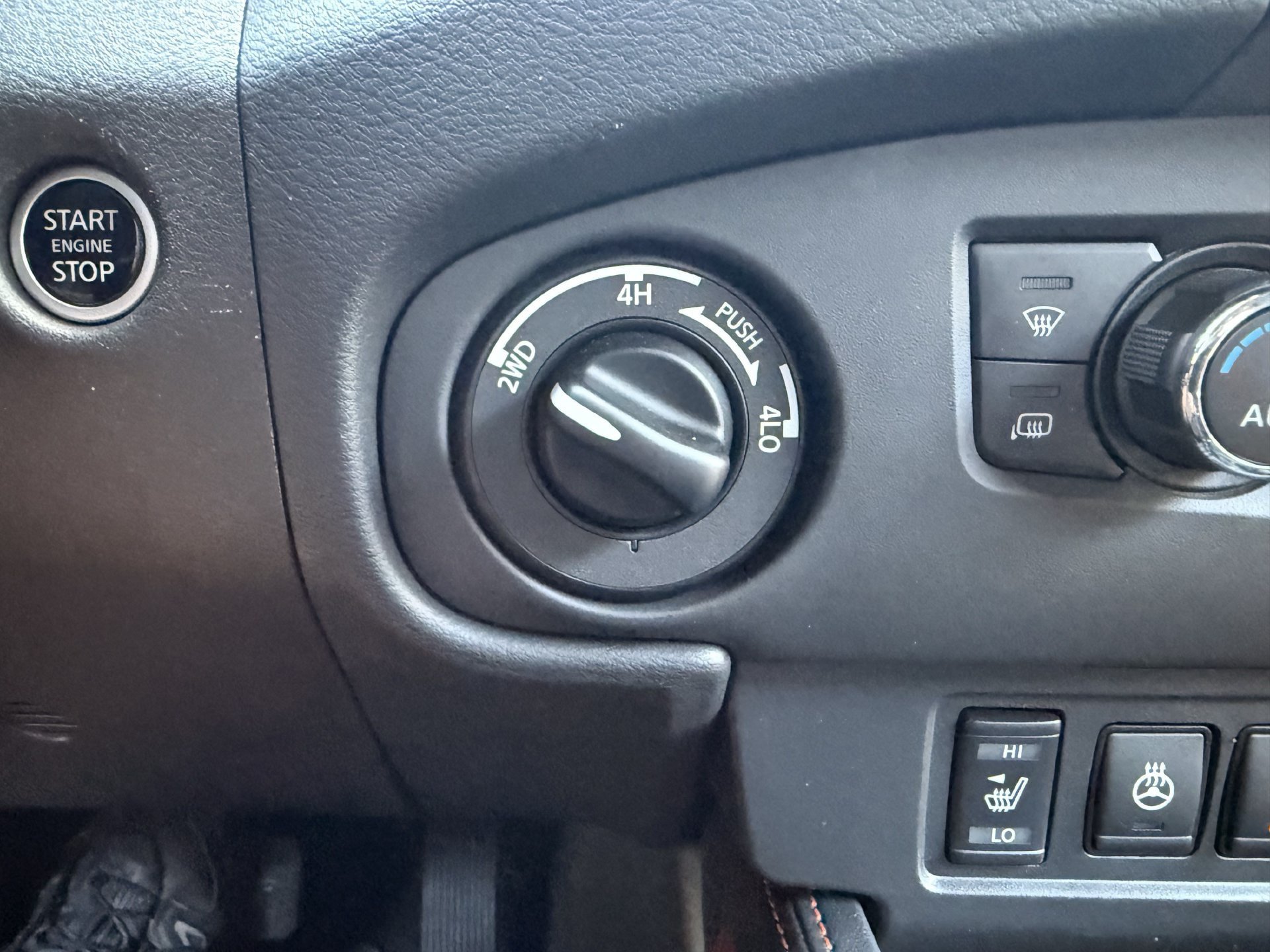 Certified 2023 Nissan Frontier PRO-4X w/ Pro Convenience Package AWD/4WD image 8