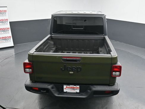 Used 2023 Jeep Gladiator Sport image 31