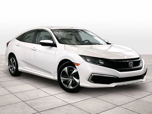 Used 2019 Honda Civic LX image 2