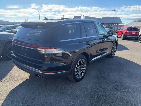 Used 2023 Lincoln Aviator Reserve w/ Equipment Group 201A AWD/4WD image 6