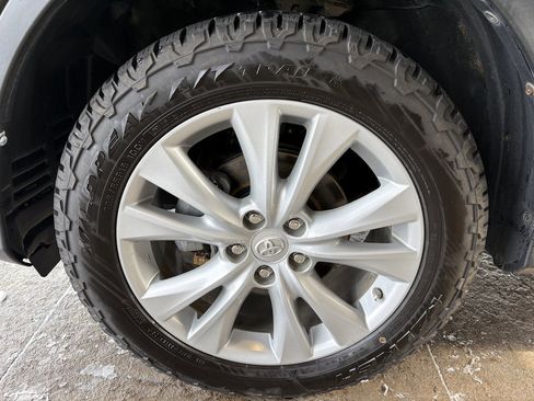 Used 2013 Toyota RAV4 Limited image 10