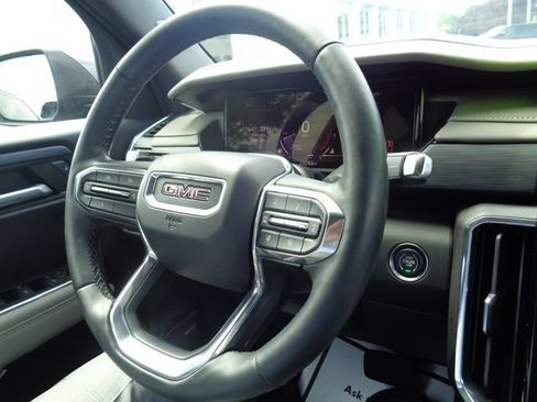 Used 2024 GMC Acadia Elevation FWD image 31